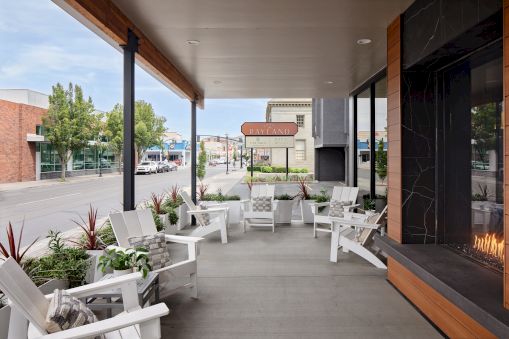 Rayland Hotel
