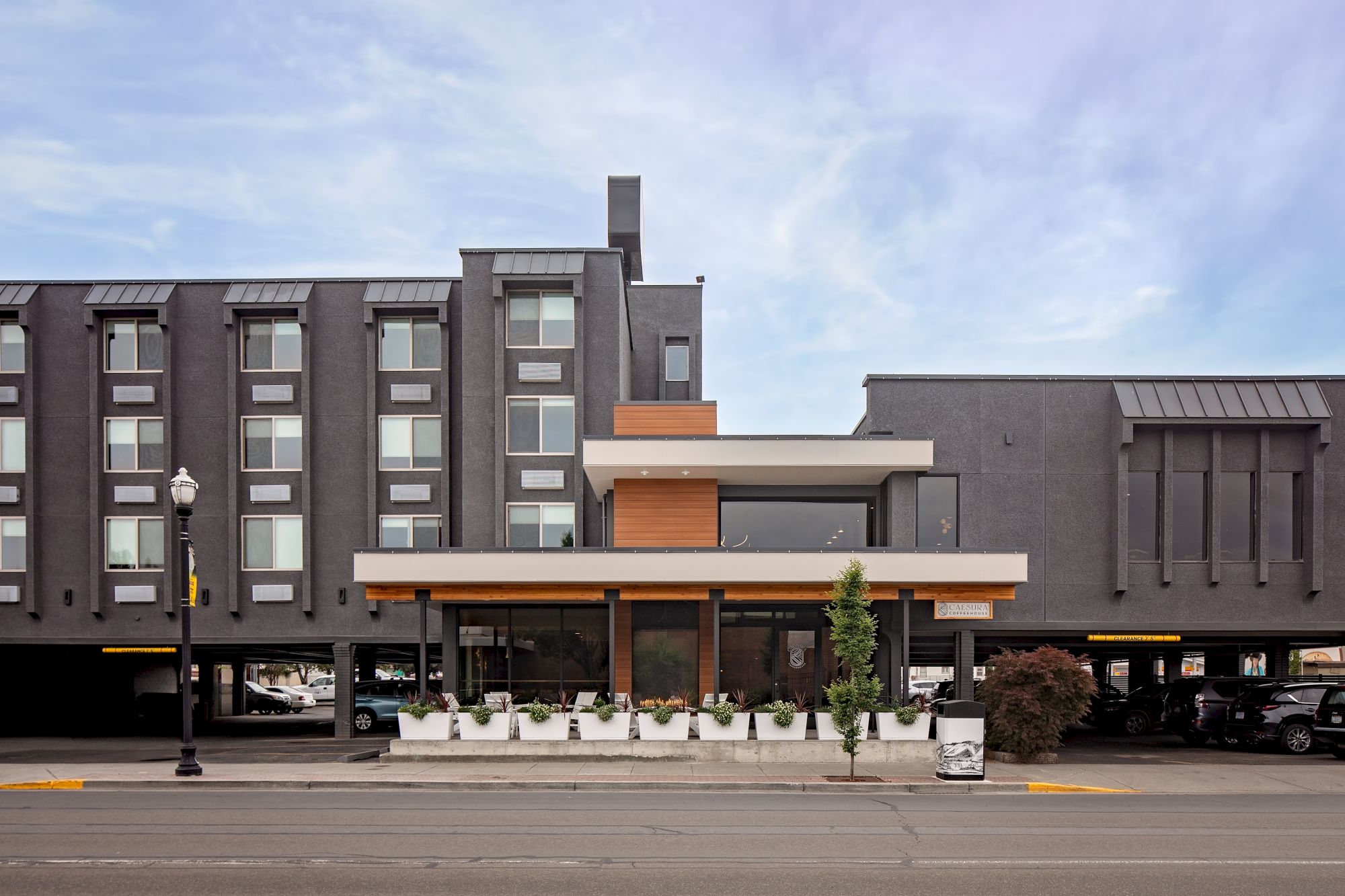 Rayland Hotel